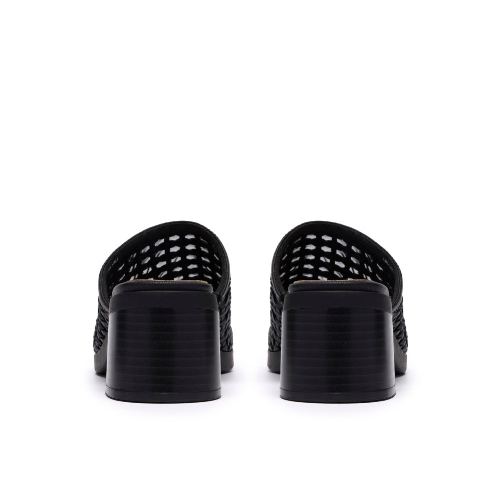 Jaylan Slide - Wide Fit