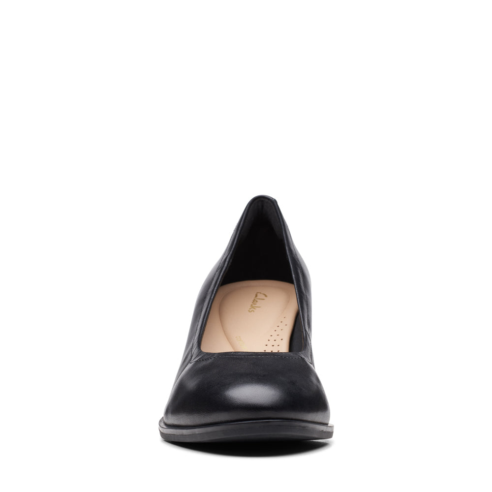 Freva55 Court - Wide Fit