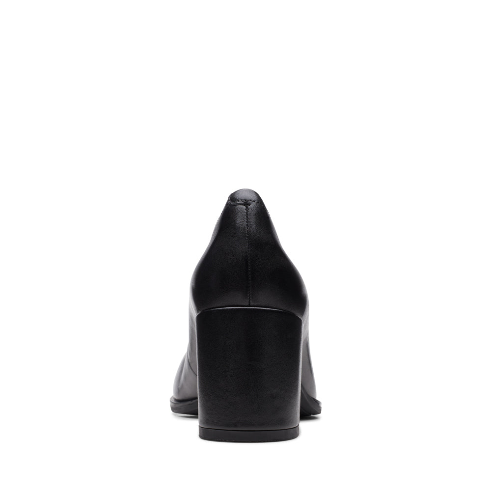 Freva55 Court - Wide Fit