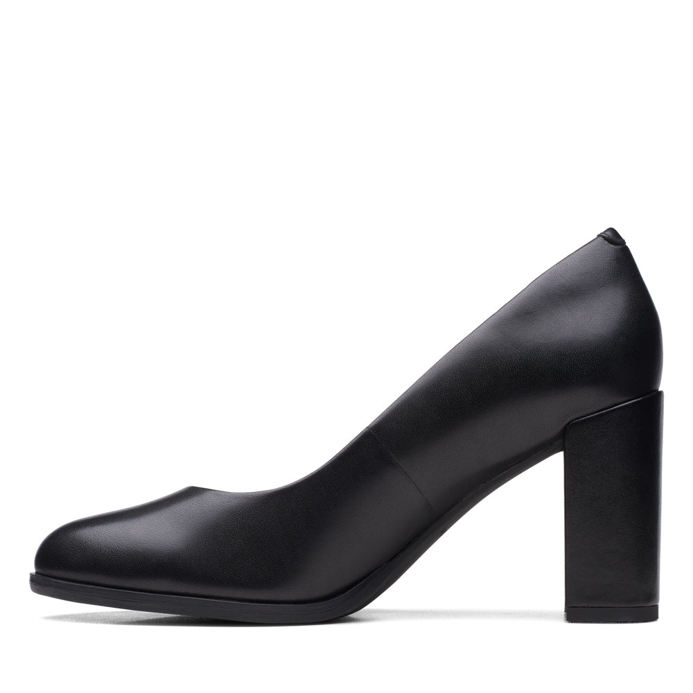 Freva85 Court - Wide Fit