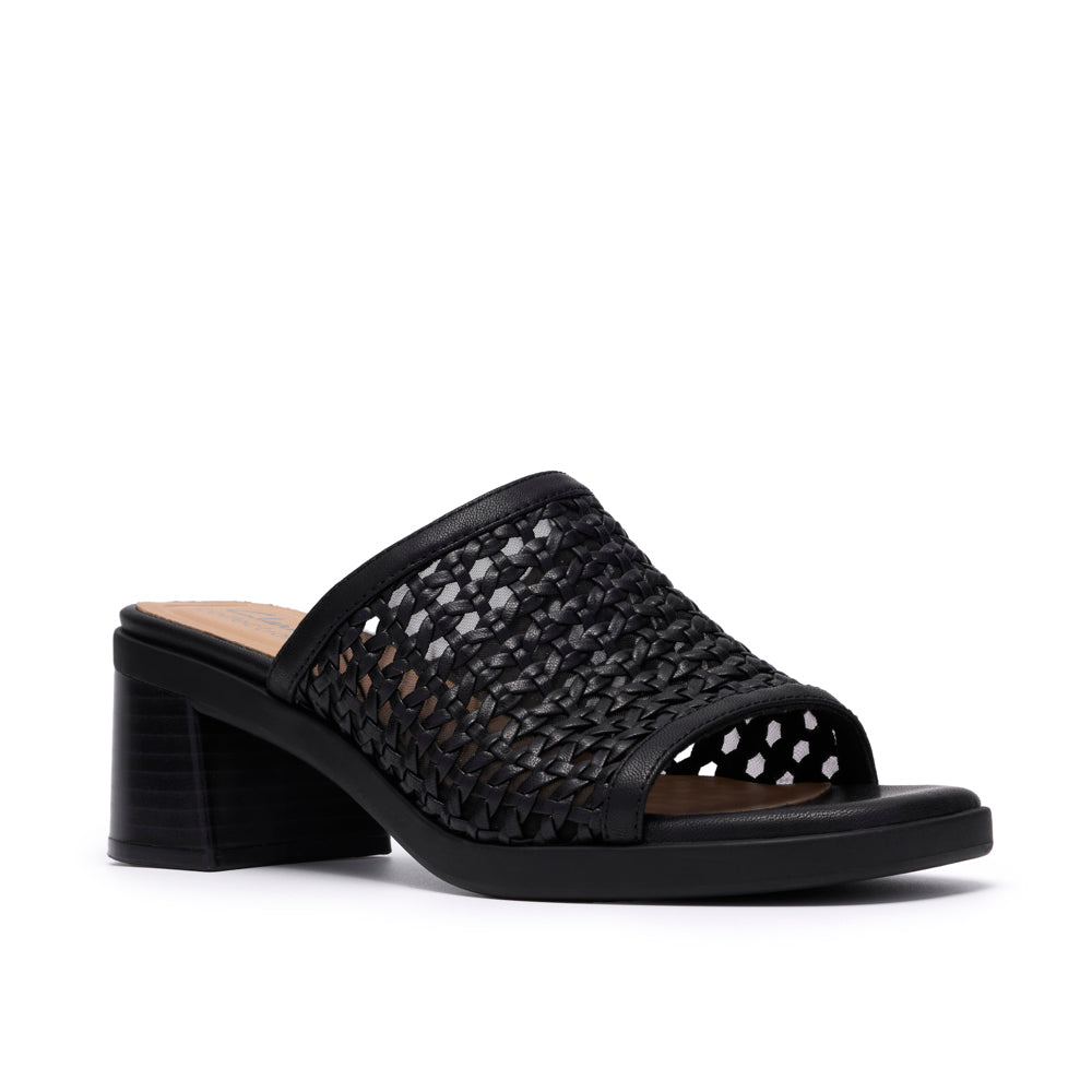 Jaylan Slide - Wide Fit