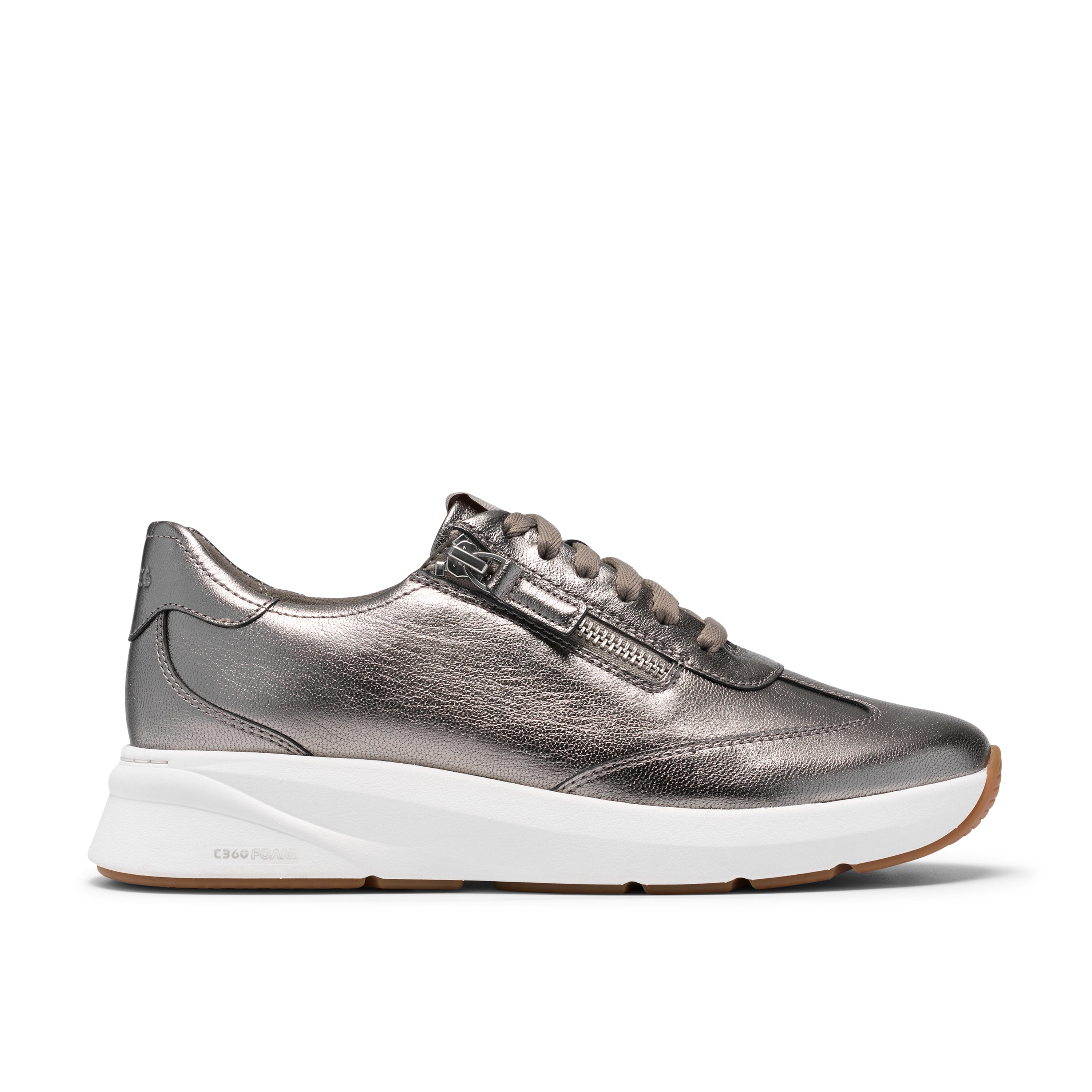 Code R Run W - Wide fit