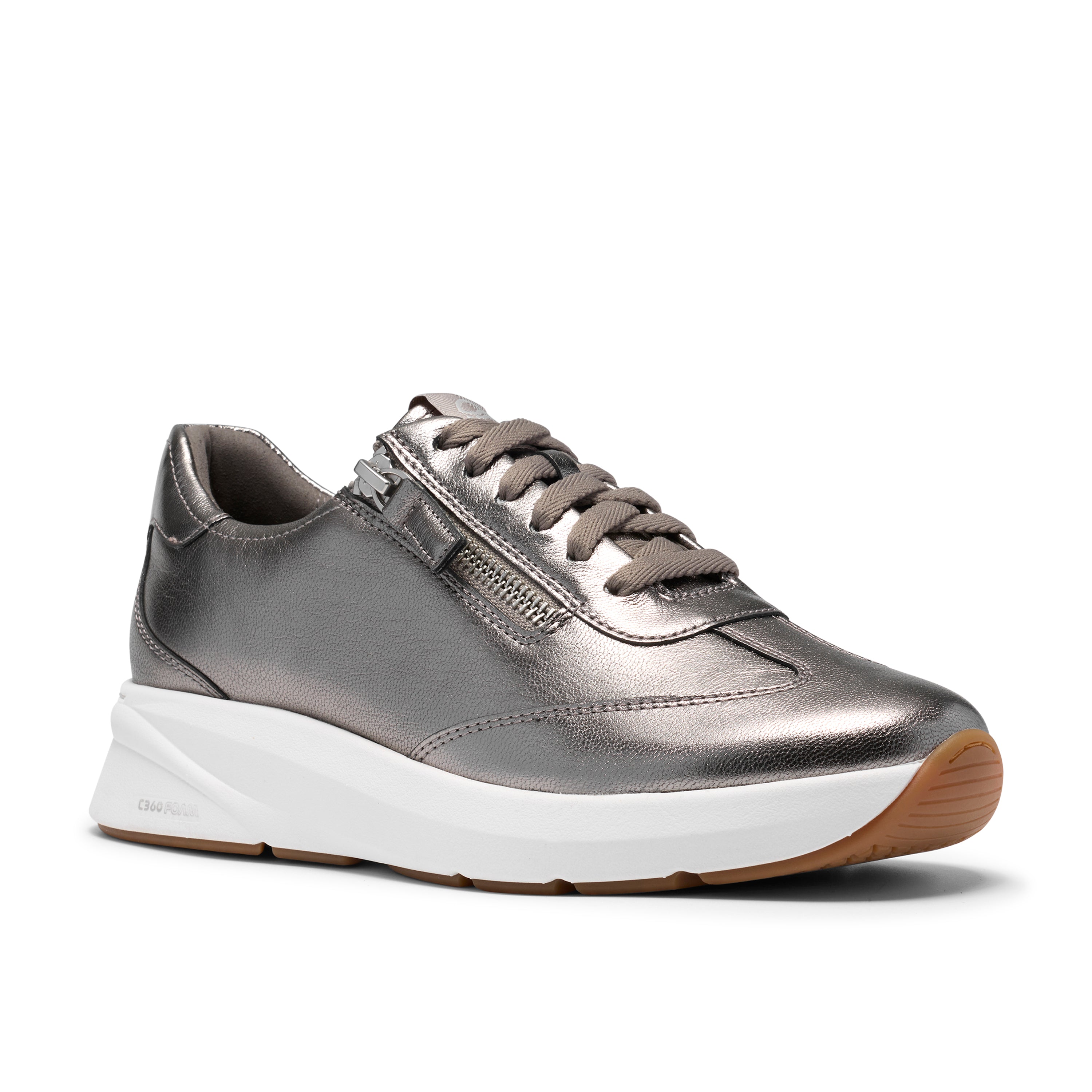 Code R Run W - Wide fit