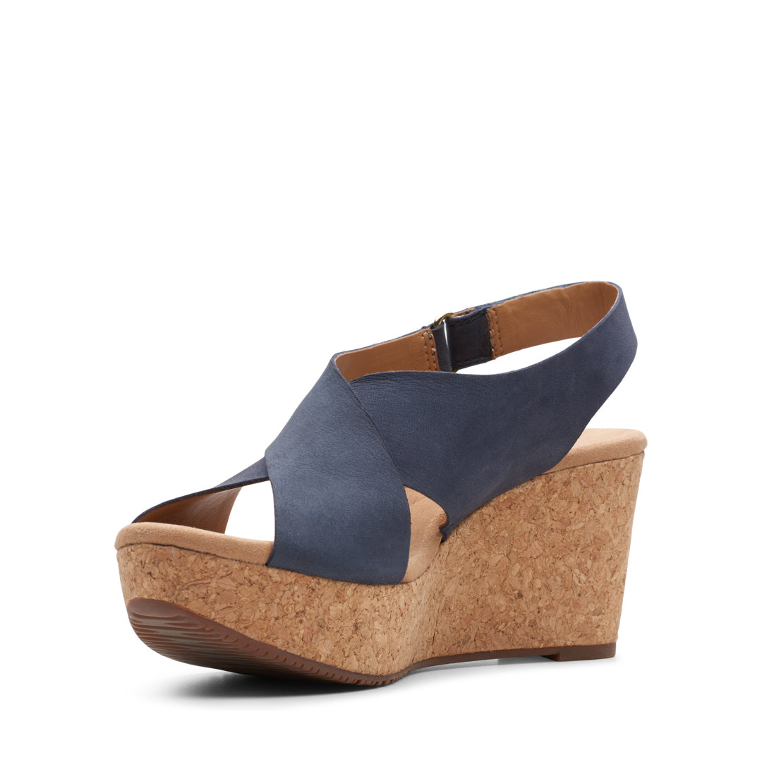 Clarks women's annadel store eirwyn wedge sandal